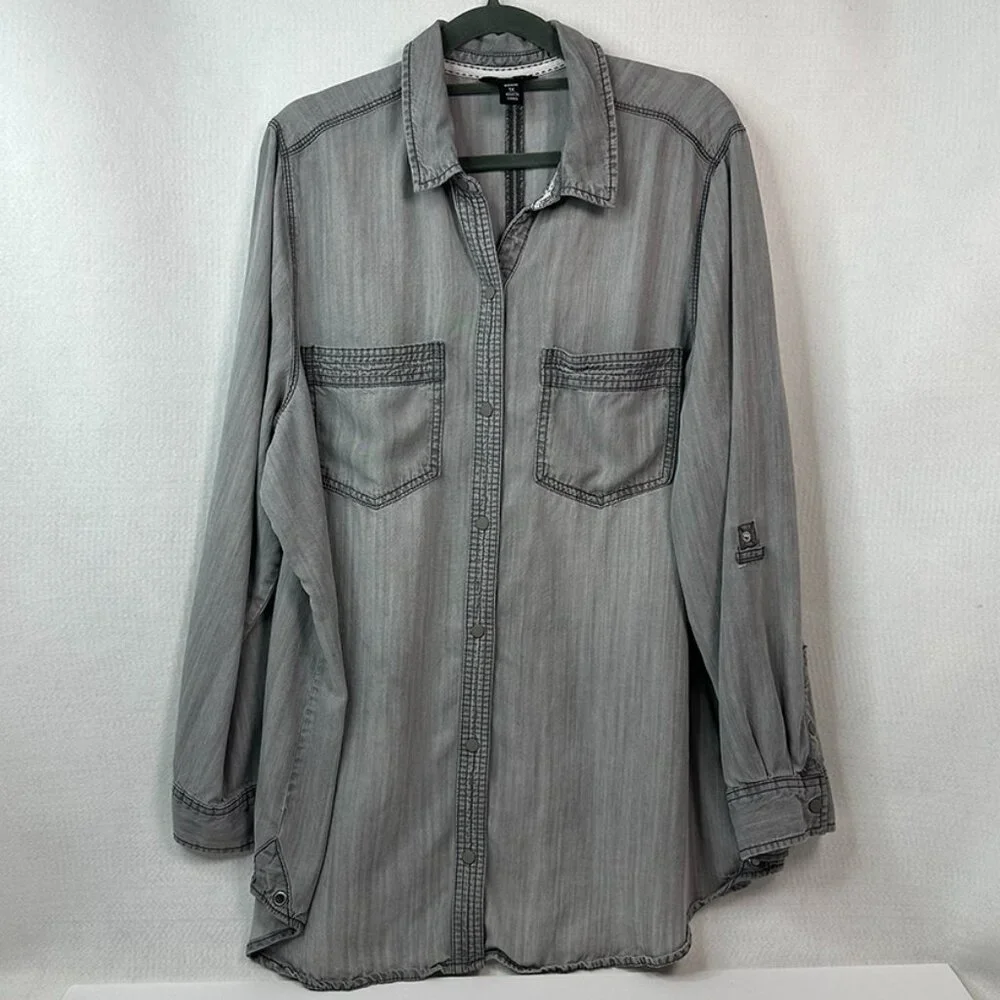 Snaps Collared Gray Comfy Blouse  Decorative stitching Intro size 1X - Picture 4 of 11